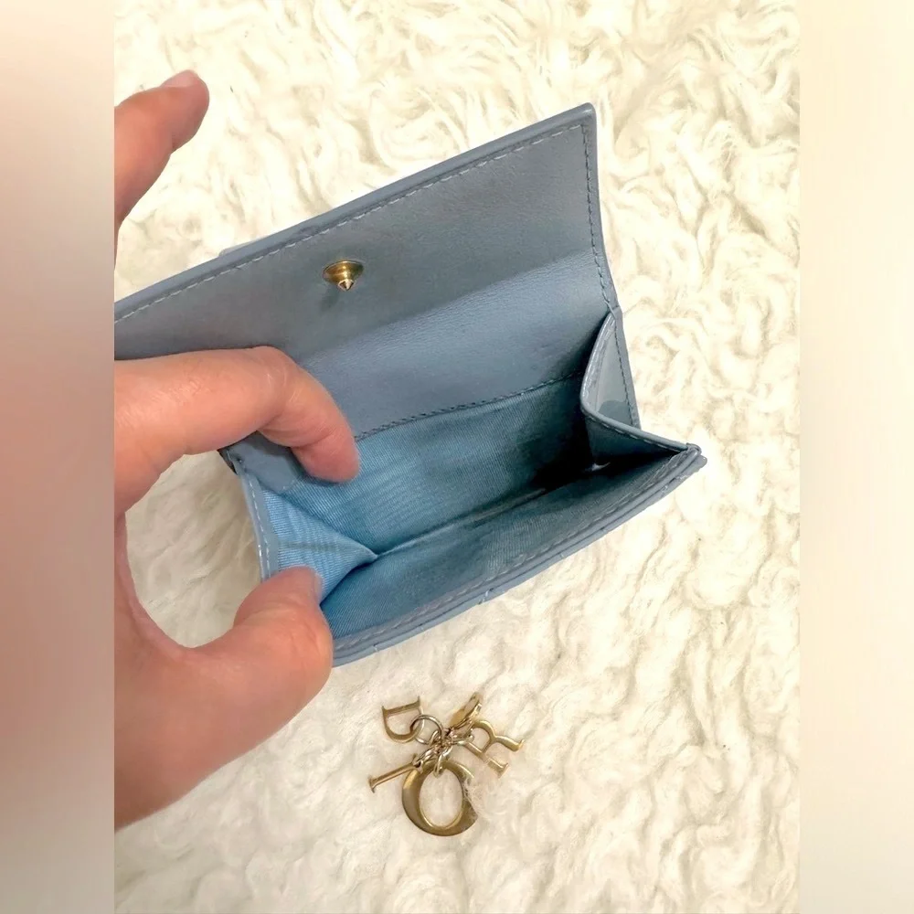 2024 CHRISTIAN DIOR Lotus Wallet Cloud Blue Patent Cannage Calfskin, Authentic
